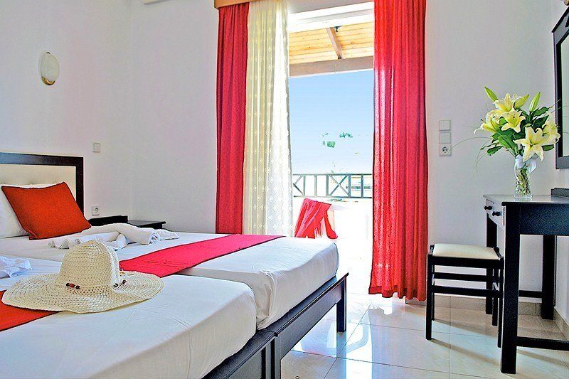 Lilium Hotel Ajía Marína Kültér fotó